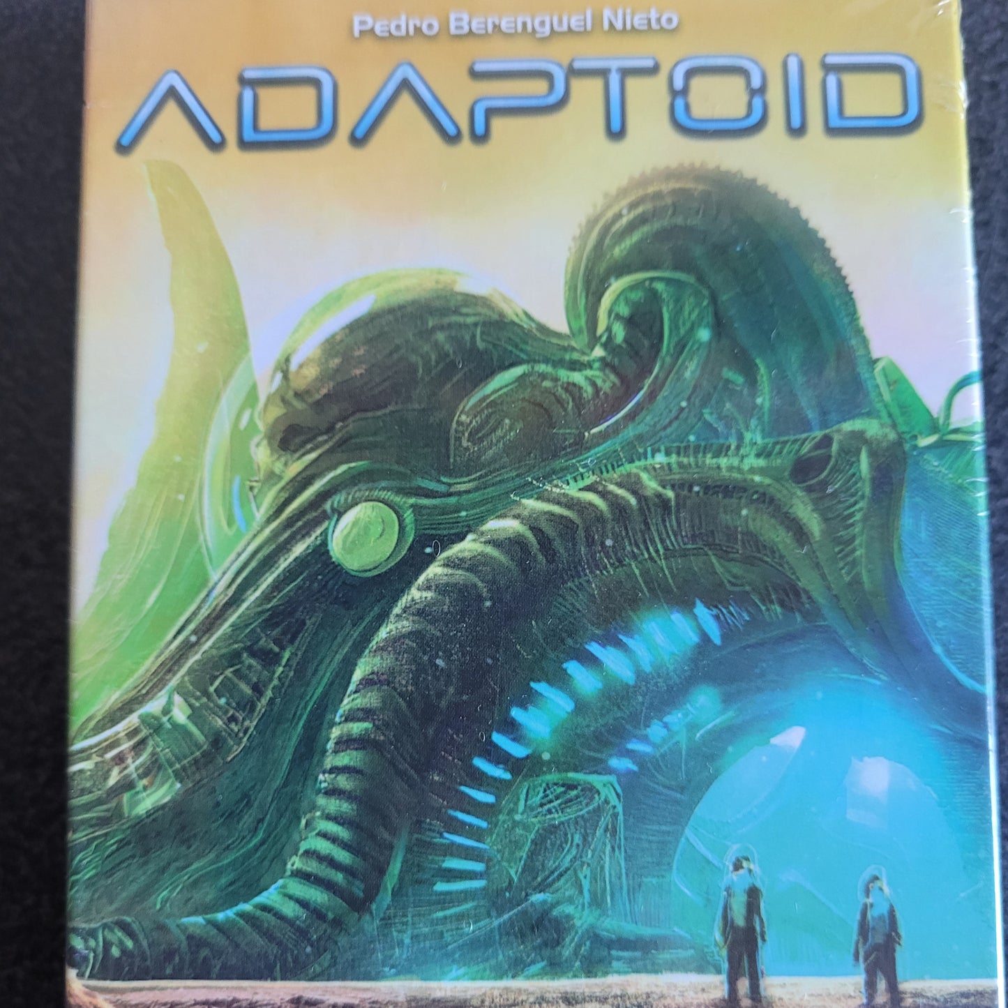 Adaptoid